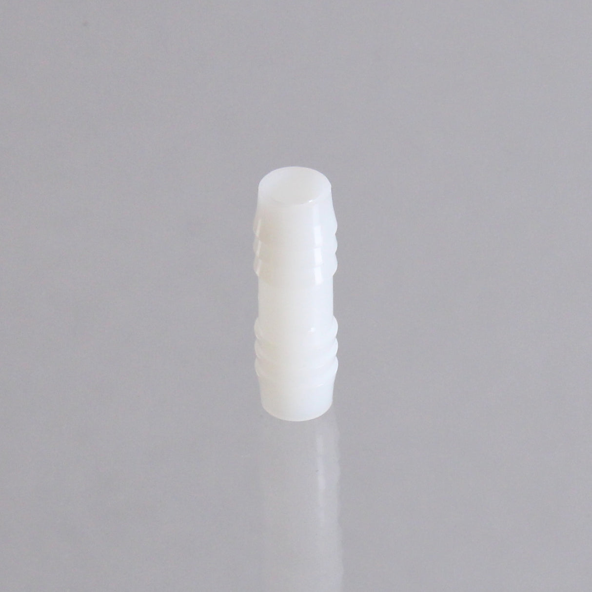 True 851184 WHT 1/2" X 1/2"" STRAIGHT BARBED FITTING"