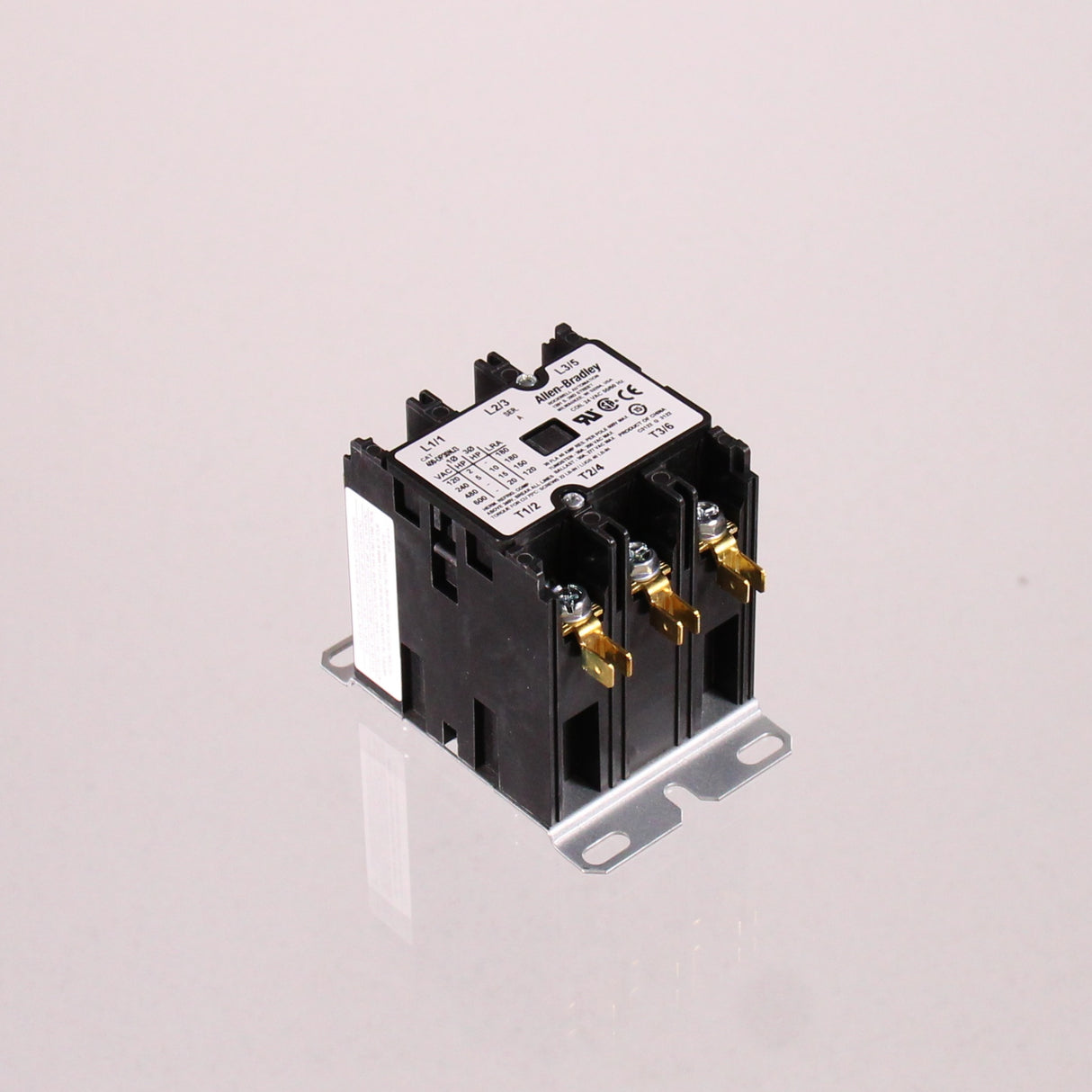 AccuTemp AT0E-1587-4 CONTACTOR (3 POLE 24V)